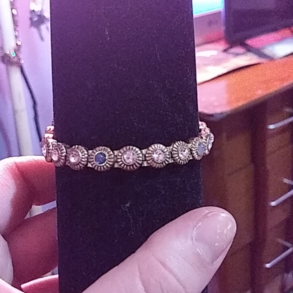 Gold rhinestone bracelet